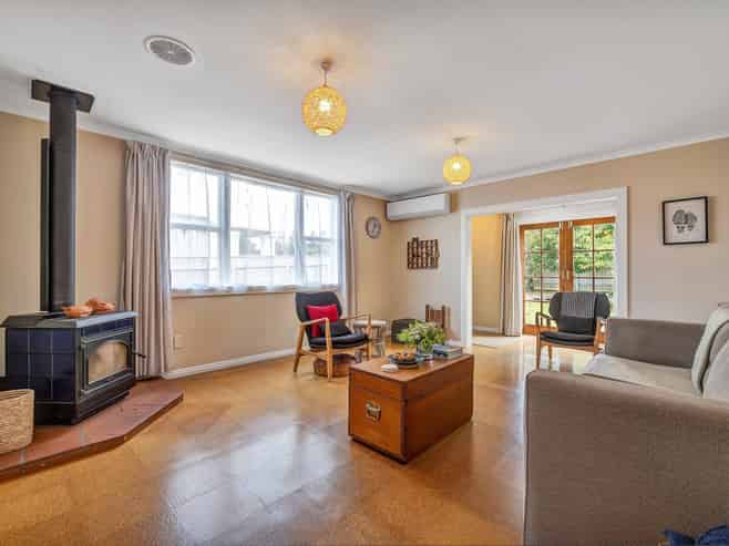 36 Cordelia Street, Stratford