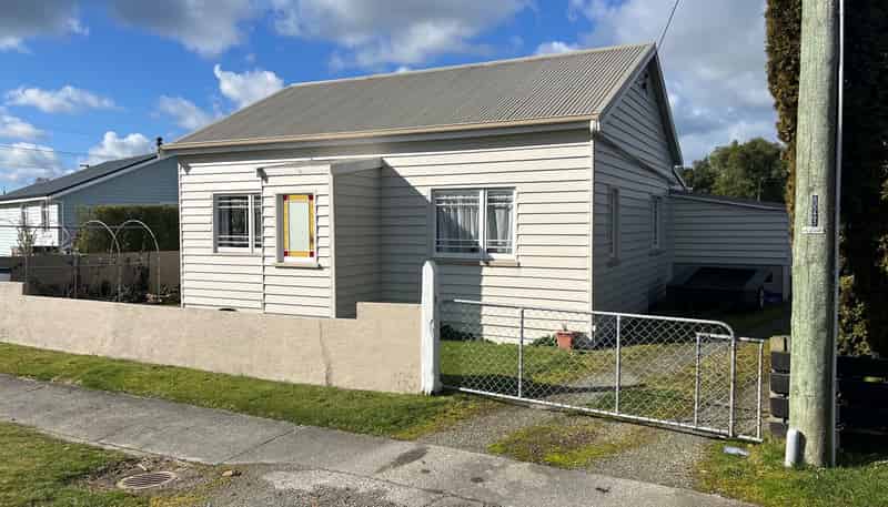 32 Oakland Street, Mataura