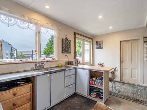 32 Oakland Street, Mataura