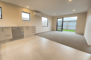 87 Faringdon Boulevard, Rolleston