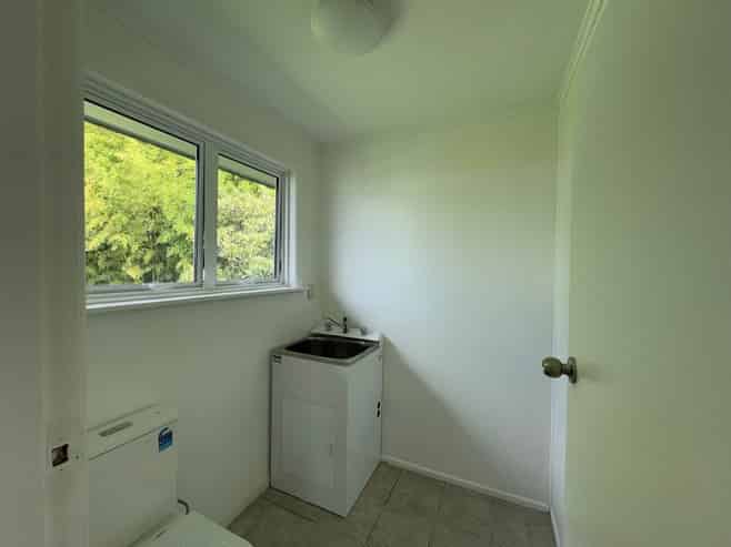 8 Powell Place, Henderson