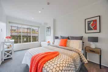 21C/30 Westward Ho, Glen Eden