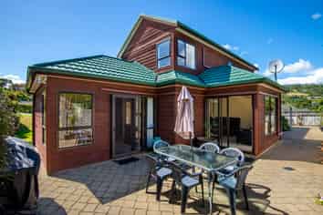 2A Navigation Drive, Whitby