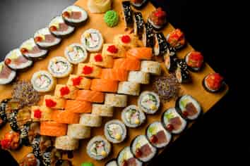 Sushi Takeaway/Restaurant, Excellent Presentation - (CML 11477)
