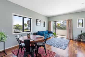 4/191 Sunnynook Road, Wairau Valley