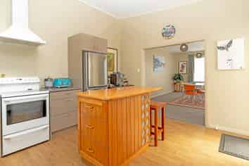 133 Russell Street, Westport