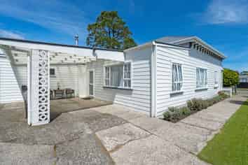 133 Russell Street, Westport