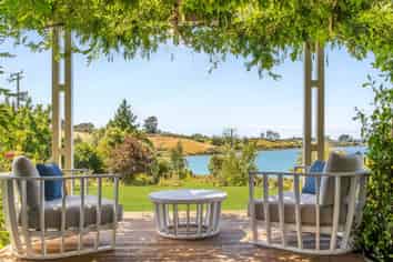 364 The Coastal Highway, REDWOOD VALLEY