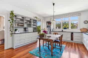 364 The Coastal Highway, REDWOOD VALLEY