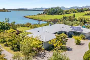 364 The Coastal Highway, REDWOOD VALLEY