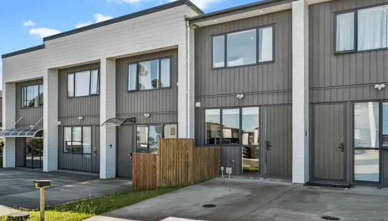 10 Stroom Street, Flat Bush