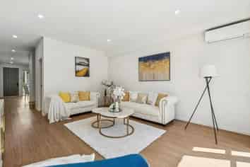 10 Stroom Street, Flat Bush