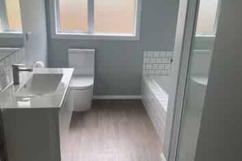 3A Viscount Place, West End