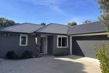 3A Viscount Place, West End