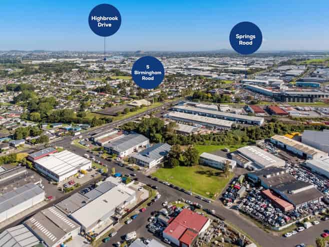 COST-EFFECTIVE WAREHOUSE AND YARD
