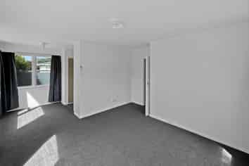 6/87 Featherston Street, Takaro