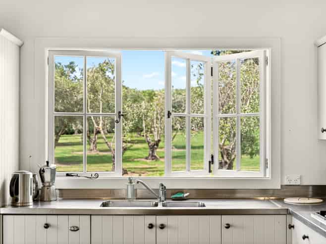 5/239 Lake Ferry Road, Martinborough