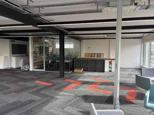 Landmark Takapuna Office with Parking