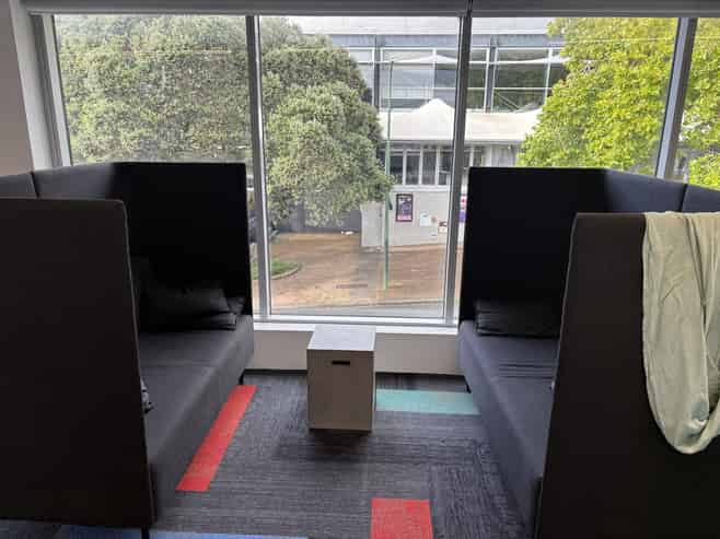 Landmark Takapuna Office with Parking