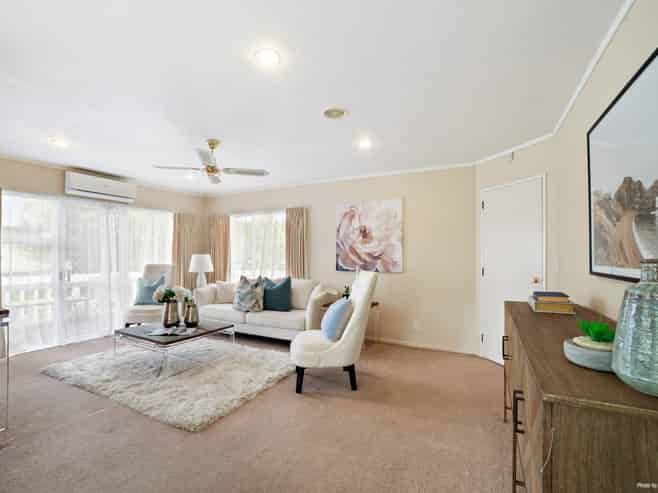 2/239 Edmonton Road, Te Atatu South