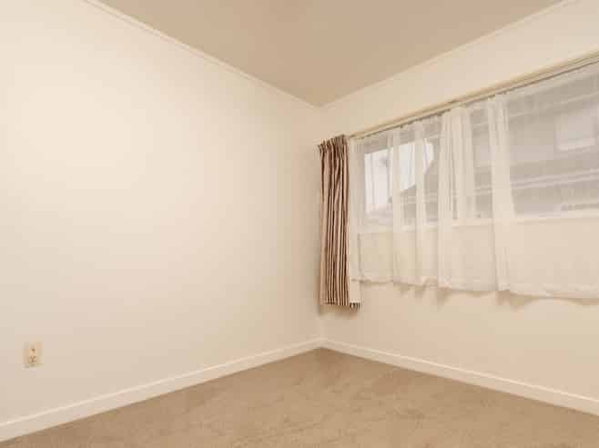 2/24 Shackleton Road, Mount Eden