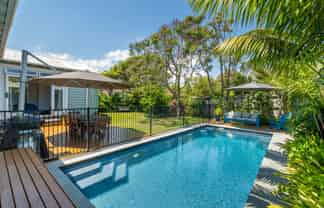 13 Highwic Avenue, Epsom