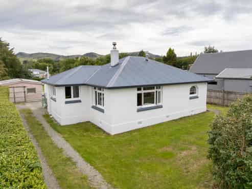 13 Helena Street, Lumsden