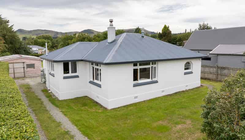 13 Helena Street, Lumsden