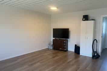 7/553 Hillside Road, Caversham