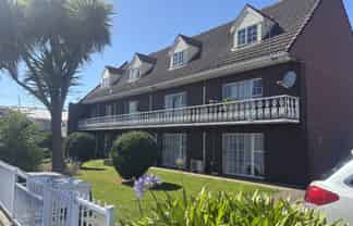 7/553 Hillside Road, Caversham