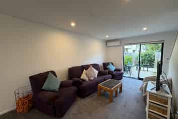 10/12 Freyberg Avenue, Riccarton