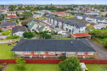 10 Holden Place, Manukau