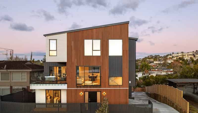 7B Cruickshank Crescent, Meadowbank