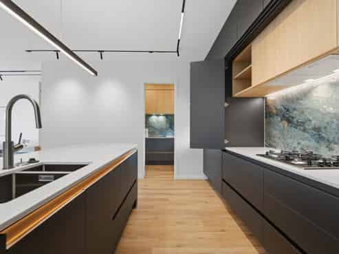 7B Cruickshank Crescent, Meadowbank