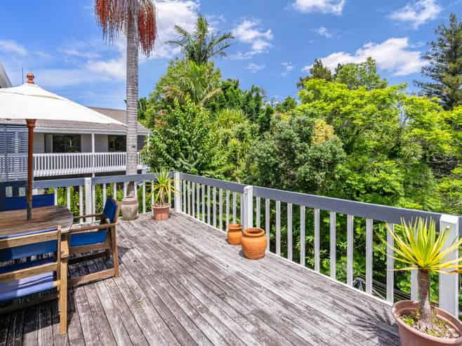 77 Hilltop Avenue, Morningside