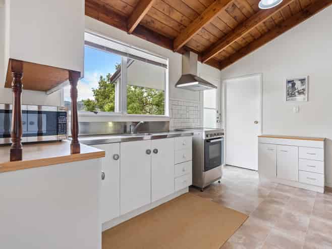 77 Hilltop Avenue, Morningside