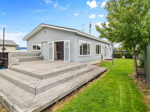 12 Saunders Road, Allenton