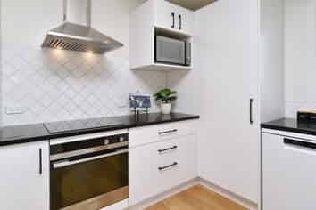 25 Dunstan Crescent, HORNBY