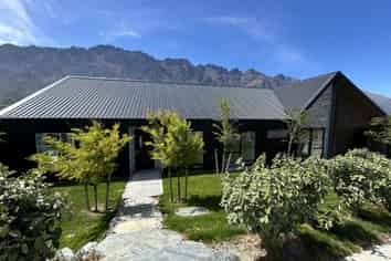 1 Friesian Close, Jacks Point