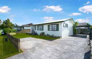 1/215 Waitemata Drive, Ranui