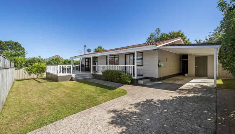 2/62 Shepherd Road, Waipahihi