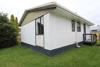 1A Reeves Close, Fairview Downs