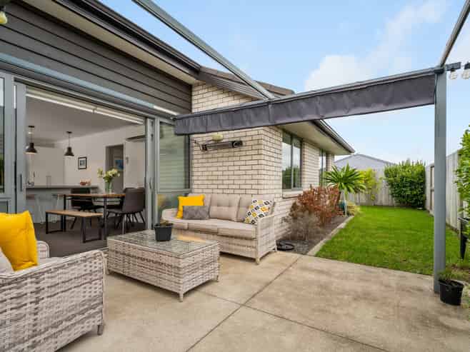 2 Kahawai Close, Pyes Pa