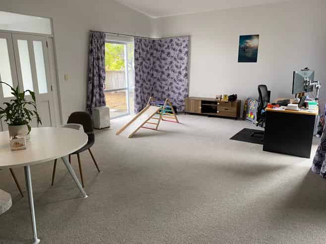 4 Resolution Place, One Tree Point