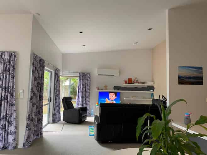 4 Resolution Place, One Tree Point