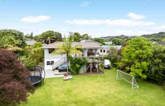 10 Williams Crescent, Point Wells