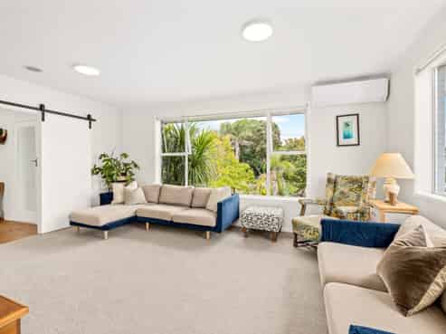 10 Williams Crescent, Point Wells