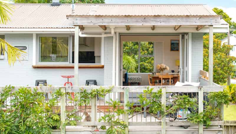 10 Williams Crescent, Point Wells