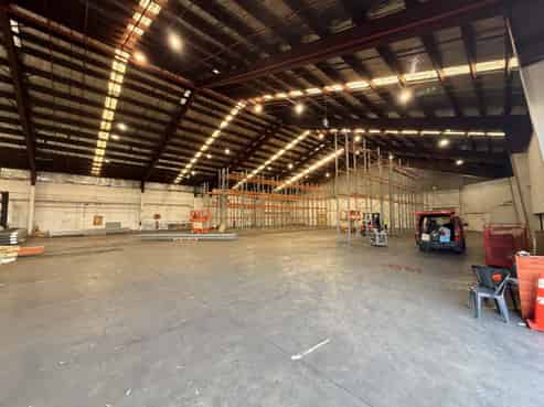 High-Stud Industrial Facility