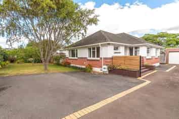 5 Iris Grove, Trentham